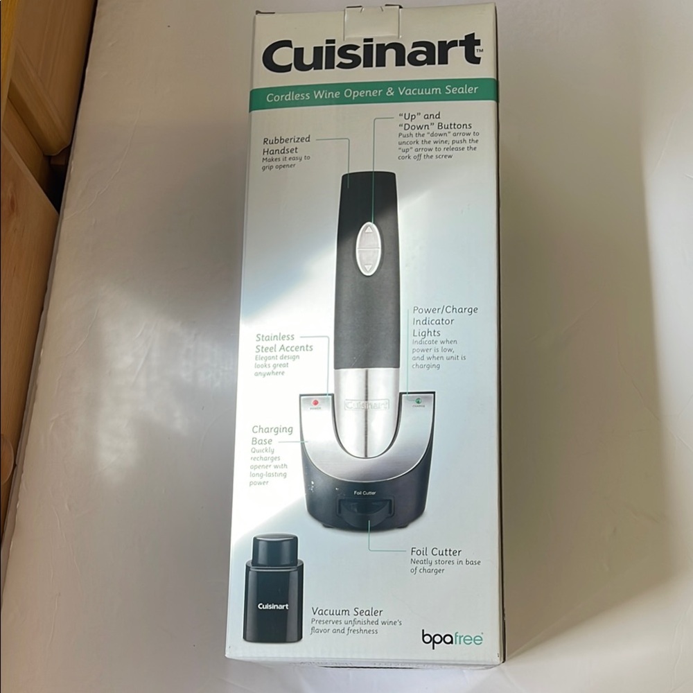 CUISINART CORDLESS WINE OPENER AND VACUUM SEALER NWT
